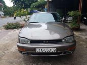 Bán xe Toyota Camry 2.2 LE 1991, màu nâu, xe nhập