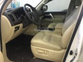 Bán Toyota Land Cruiser VX năm sản xuất 2016, màu trắng, nhập khẩu nguyên chiếc