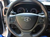 Bán xe Hyundai i20 Active, chính chủ từ đầu đi chưa hết roda