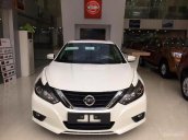 Cần bán Nissan Teana 2.5 SL sản xuất năm 2017, màu trắng, xe nhập