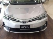 Cần bán lại xe Toyota Corolla altis 1.8G năm sản xuất 2018, màu bạc, giá tốt