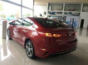 Bán xe Hyundai Elantra Sport đời 2018, màu đỏ 