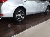 Cần bán lại xe Toyota Corolla altis 1.8G năm sản xuất 2018, màu bạc, giá tốt