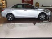 Cần bán lại xe Toyota Corolla altis 1.8G năm sản xuất 2018, màu bạc, giá tốt