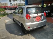 Cần bán xe Chevrolet Spark sản xuất năm 2011, màu trắng