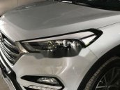 Bán xe Hyundai Tucson sản xuất 2015, màu trắng, xe nhập