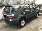 Cần bán xe Toyota Fortuner 2011 máy dầu, số sàn