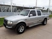 Gia đình cần bán Ford Ranger 2004, số sàn, máy dầu hai cầu, màu bạc còn mới tinh