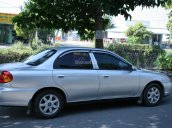 Cần bán gấp Kia Spectra sản xuất 2007, màu bạc