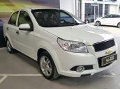 Cần bán gấp Chevrolet Aveo LT 1.5MT 2016, màu trắng