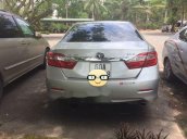 Bán xe Toyota Camry năm sản xuất 2013, màu bạc