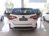 Bán ô tô Kia Sorento sản xuất 2018, màu trắng