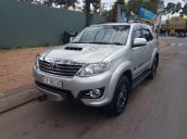 Cần bán gấp Toyota Fortuner G đời 2016, màu bạc, giá tốt