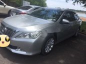 Bán xe Toyota Camry năm sản xuất 2013, màu bạc