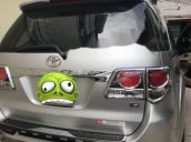 Cần bán gấp Toyota Fortuner sản xuất 2016, màu bạc giá cạnh tranh