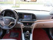 Bán Hyundai Elantra 1.6MT năm 2016, màu đen