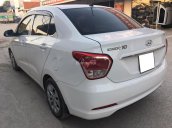 Cần bán xe Hyundai i10 2015 sedan số sàn, màu trắng zin