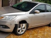 Bán xe Ford Focus đời 2010, màu bạc, giá tốt