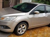 Bán xe Ford Focus đời 2010, màu bạc, giá tốt