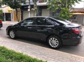 Cần bán xe Toyota Camry 2.0E 2016 màu đen