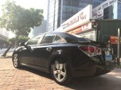 Cần bán xe Chevrolet Cruze sản xuất 2013 số sàn, giá tốt