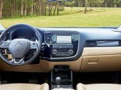 Bán Mitsubishi Outlander đời 2018, xe nhập, giá rẻ, khuyến mại lớn