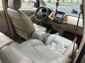 Cần bán lại xe Toyota Innova 2.0MT năm sản xuất 2007, màu bạc giá cạnh tranh