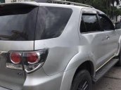 Cần bán Toyota Fortuner đời 2016, màu bạc, 885 triệu