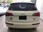 Bán Audi Q5 2.0T năm 2010, màu trắng, nhập khẩu  