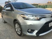 Cần bán gấp Toyota Vios 2015, màu bạc 