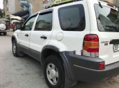 Cần bán xe Ford Escape AT XLT 3.0 sản xuất năm 2003, màu trắng 