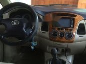 Cần bán xe Toyota Innova năm 2008, màu bạc