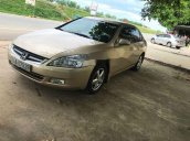 Cần bán lại xe Honda Accord sản xuất năm 2004, giá tốt