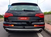 Cần bán gấp Audi Q7 sản xuất năm 2010