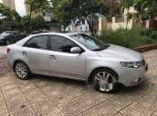 Cần bán xe Kia Forte sản xuất năm 2011, màu bạc, giá tốt