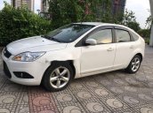 Cần bán lại xe Ford Focus sản xuất 2013, màu trắng số tự động, giá 415tr