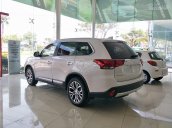 "Siêu hot" Mitsubishi Outlander Đà Nẵng, 7 chỗ, góp 90%, ra xe 903 triệu, cam kết rẻ nhất: Lê Nguyệt: 0911.477.123