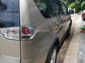 Cần bán xe Mitsubishi Grunder như hình