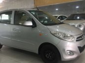 Cần bán gấp Hyundai Grand i10 1.1MT sản xuất 2013, màu bạc  