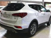 Bán ô tô Hyundai Santa Fe năm sản xuất 2018, màu trắng, giá tốt