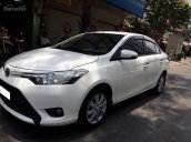 Muốn bán xe Toyota Vios màu trắng 2016, số sàn, xe zin nguyên bản