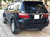 Cần bán Fortuner 2010, số sàn, máy dầu, màu đen