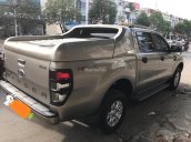 Cần bán xe Ford Ranger XLS 2.2MT 2015 màu xám, dẫn động 1 cầu