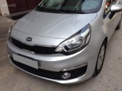 Cần bán xe Kia Rio 2016, số sàn, màu bạc