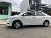 Bán xe Toyota Vios năm sản xuất 2011, màu trắng, giá tốt