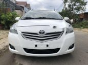 Bán xe Toyota Vios năm sản xuất 2011, màu trắng, giá tốt