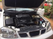 Bán ô tô Daewoo Lacetti năm sản xuất 2004, màu trắng, giá tốt