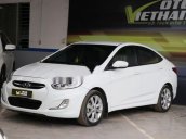 Cần bán xe Hyundai Accent 1.4MT năm 2016, màu trắng, giá tốt