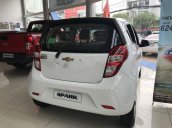 Bán Chevrolet Spark LS đời 2018, màu trắng, 359 triệu