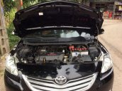 Cần bán lại xe Toyota Vios đời 2010, màu đen còn mới